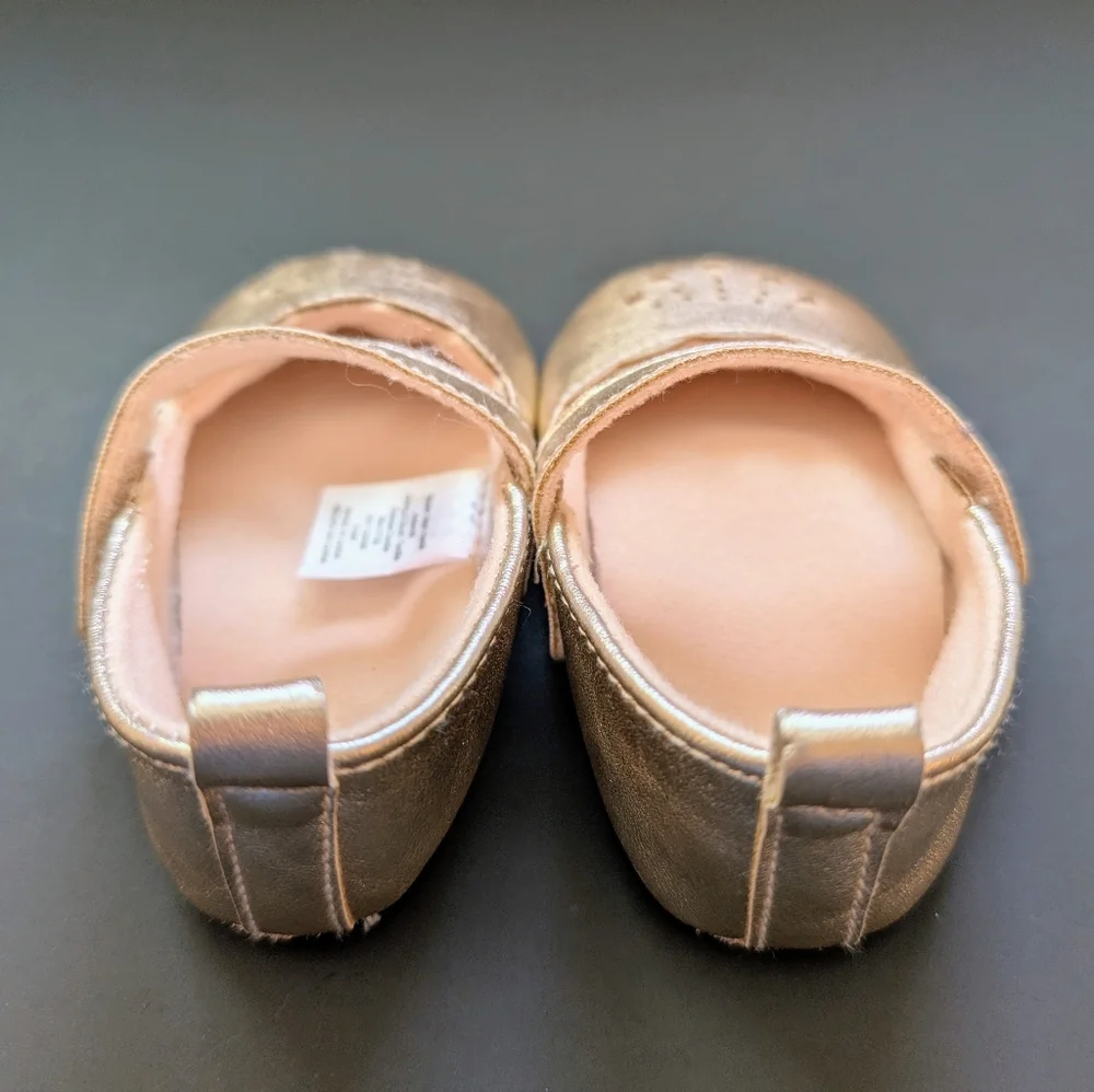 Gold Baby Shoes with Star Cutouts 6-9 Months